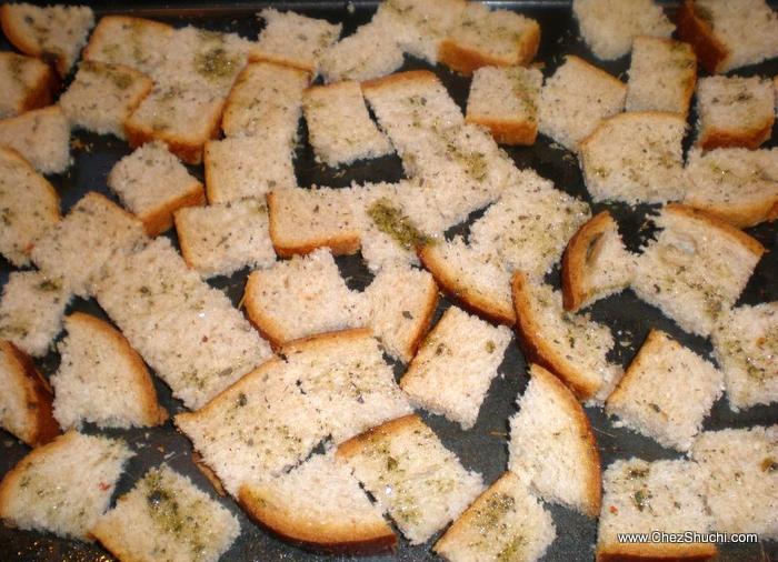 bread pieces with seasoning